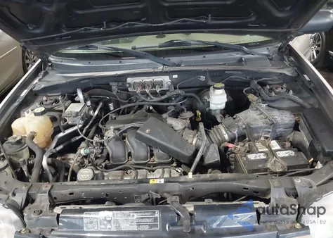 2007 Ford Escape Xlt из США, поврежденный, VIN 1FMYU03107KB18622